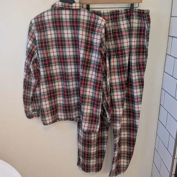 L.L. Bean Women's Scotch Plaid Flannel Christmas Pajamas Set Two Piece XL Tall - Picture 4 of 8